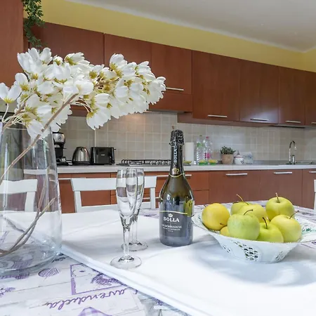 Italian Experience- La Pagliarina * Cartoceto