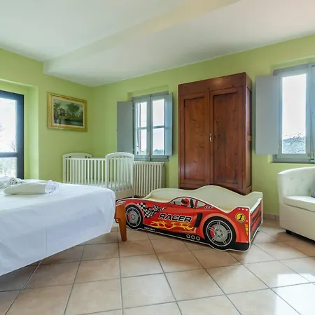 Italian Experience- La Pagliarina Villa Cartoceto