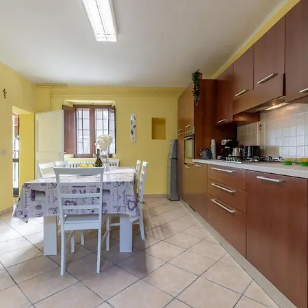 Italian Experience- La Pagliarina * Cartoceto