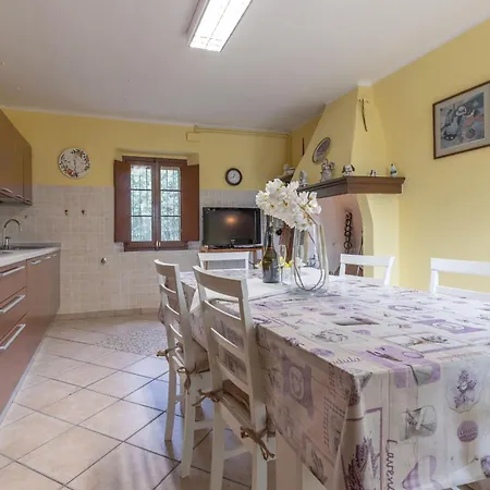 Italian Experience- La Pagliarina Villa Cartoceto