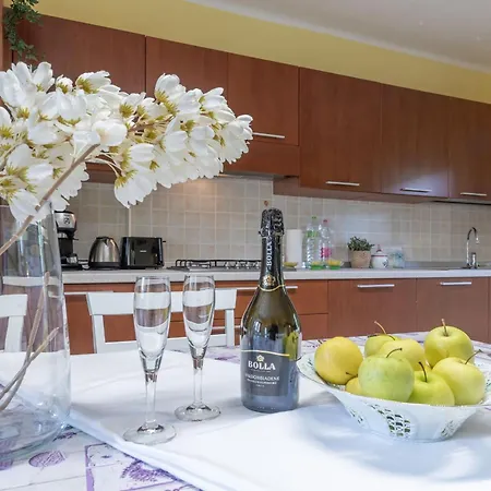 Italian Experience- La Pagliarina Villa