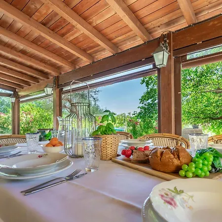 Villa Italian Experience- La Pagliarina *